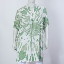 Lade das Bild in den Galerie-Viewer, Lange Bluse mit Batikmuster
