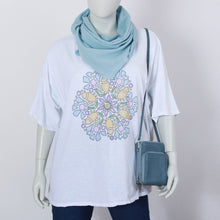 Lade das Bild in den Galerie-Viewer, Weißes T-Shirt mit tollem Motiv
