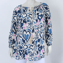 Lade das Bild in den Galerie-Viewer, Luftige Bluse mit Herzen
