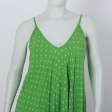 Lade das Bild in den Galerie-Viewer, Sommerkleid mit Punkten
