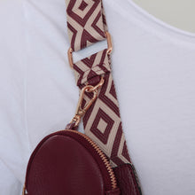 Lade das Bild in den Galerie-Viewer, Crossbody Bag Momanya
