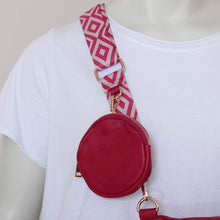 Lade das Bild in den Galerie-Viewer, Crossbody Bag Momanya mit großem Fach
