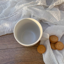 Lade das Bild in den Galerie-Viewer, Tasse - Kaffee

