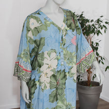 Lade das Bild in den Galerie-Viewer, Luftiges Blumenkleid
