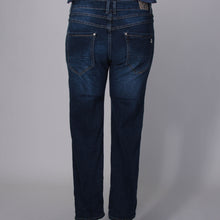 Lade das Bild in den Galerie-Viewer, Jeans Perfect Denim
