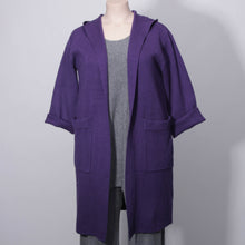 Lade das Bild in den Galerie-Viewer, Weiche Strickjacke Girl
