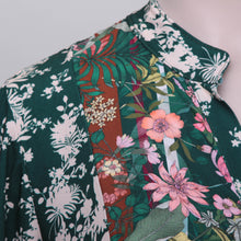 Lade das Bild in den Galerie-Viewer, Romantische Tunika mit Blumenprint

