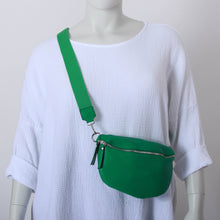 Lade das Bild in den Galerie-Viewer, Crossbody Bag Carlale
