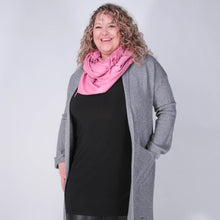 Lade das Bild in den Galerie-Viewer, Strickjacke Alma
