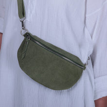 Lade das Bild in den Galerie-Viewer, Crossbody Bag Thilda
