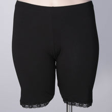 Lade das Bild in den Galerie-Viewer, Kurze Leggings mit Spitze
