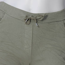 Lade das Bild in den Galerie-Viewer, Kurze Joggpants
