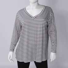 Lade das Bild in den Galerie-Viewer, Basic Shirt mit Streifen
