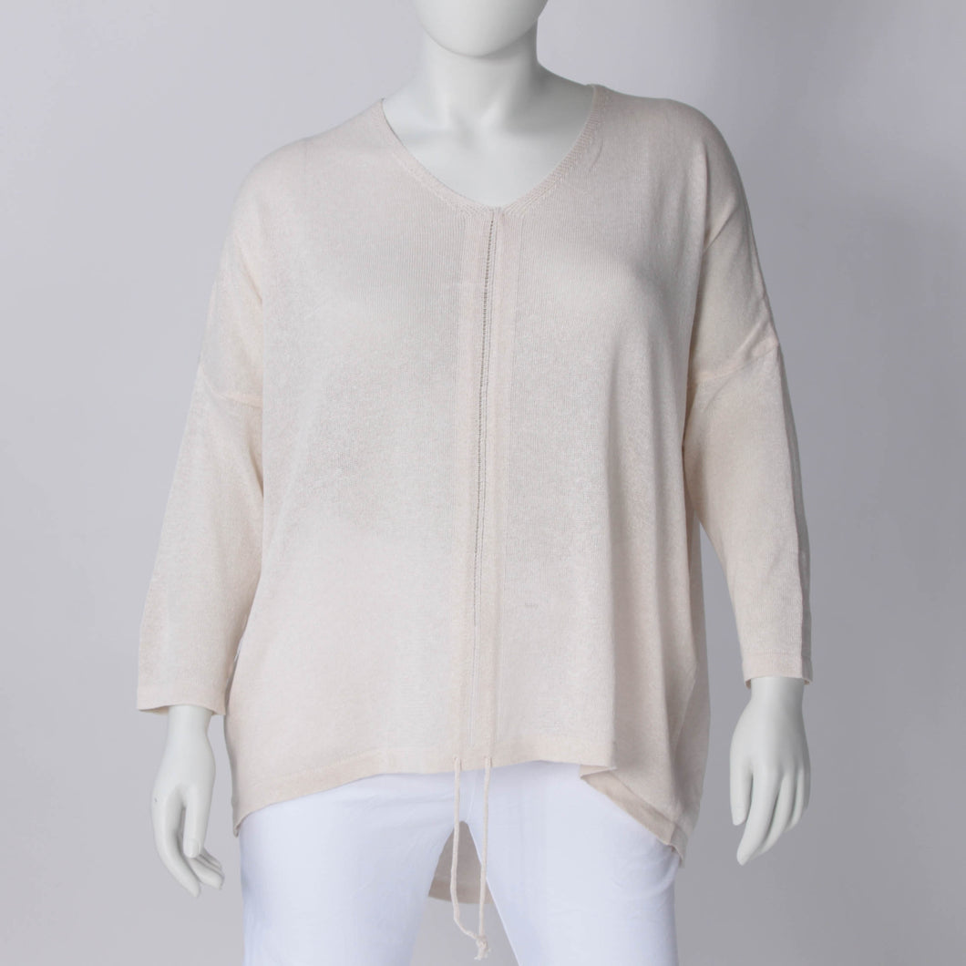 Kurzer Sommerstrick Pullover mit cooler Raffung